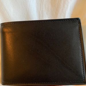 NEW Black Men’s Black Cowhide Leather Billpak Wallet